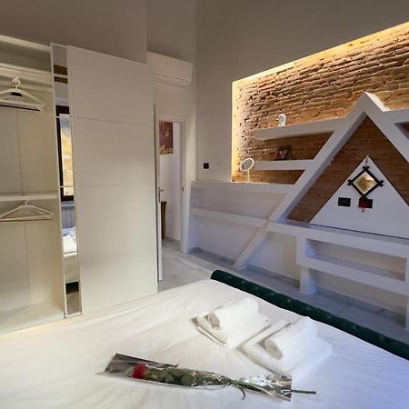 Suite Stylish & Cozy Apartment In The Heart Of Florence Florença Exterior foto