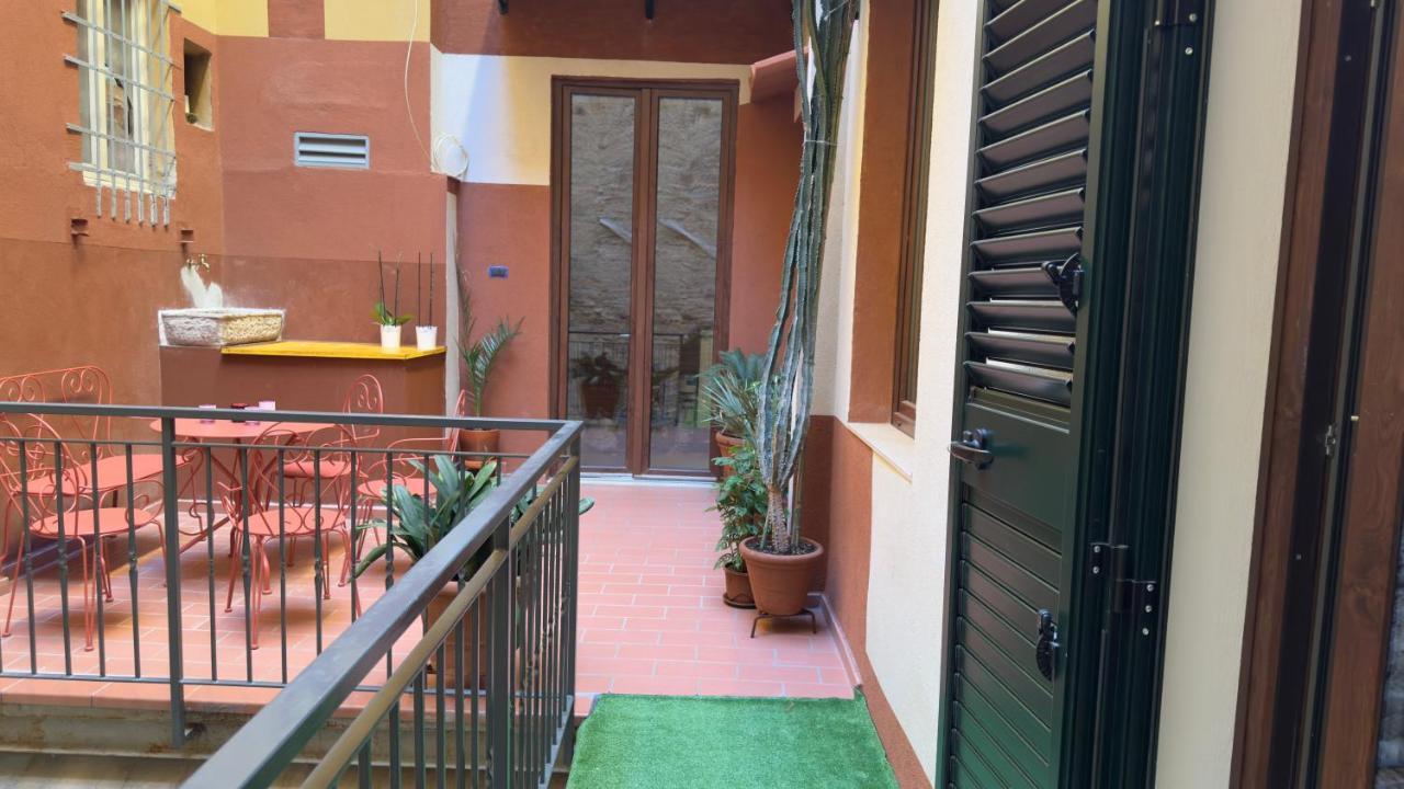 Suite Stylish & Cozy Apartment In The Heart Of Florence Florença Exterior foto