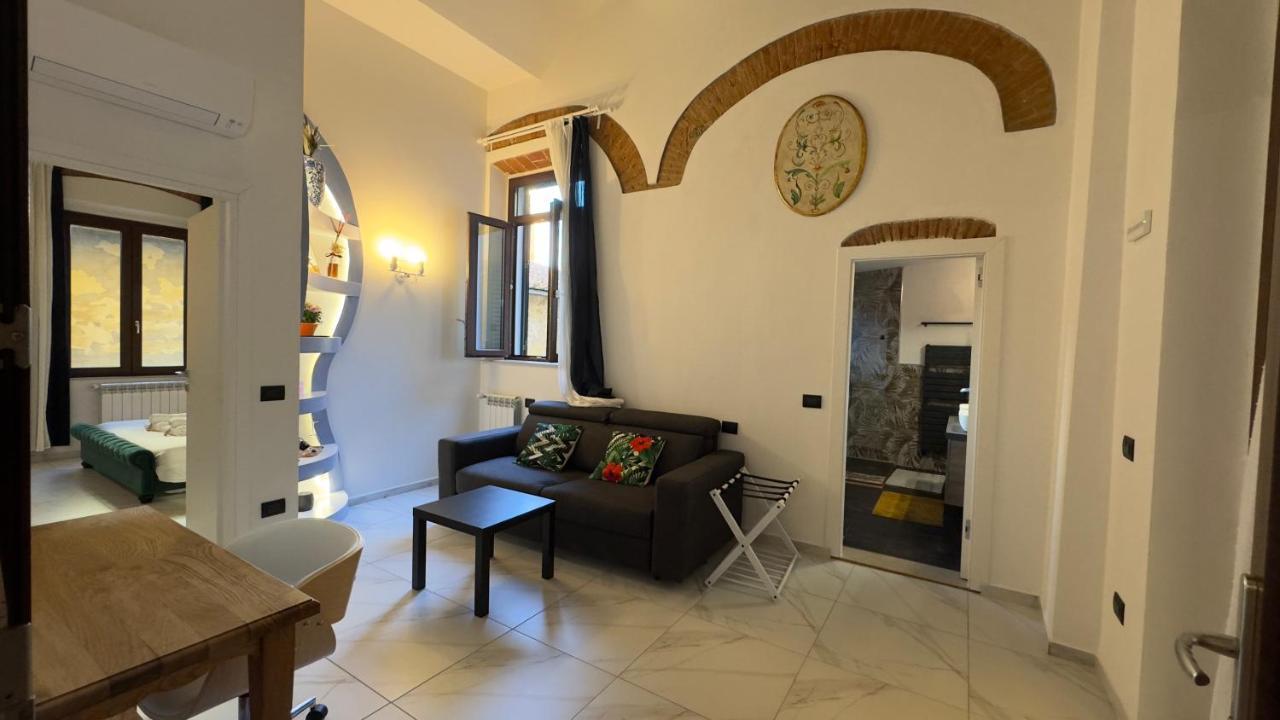 Suite Stylish & Cozy Apartment In The Heart Of Florence Florença Exterior foto
