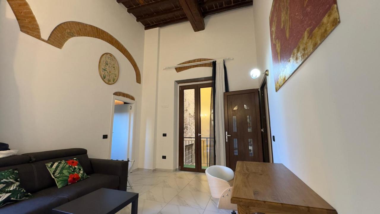 Suite Stylish & Cozy Apartment In The Heart Of Florence Florença Exterior foto