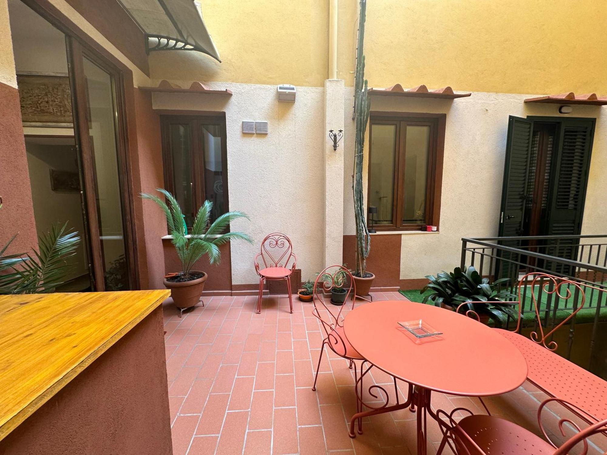Suite Stylish & Cozy Apartment In The Heart Of Florence Florença Exterior foto